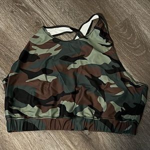 REBDOLLS - camouflage sports bra
